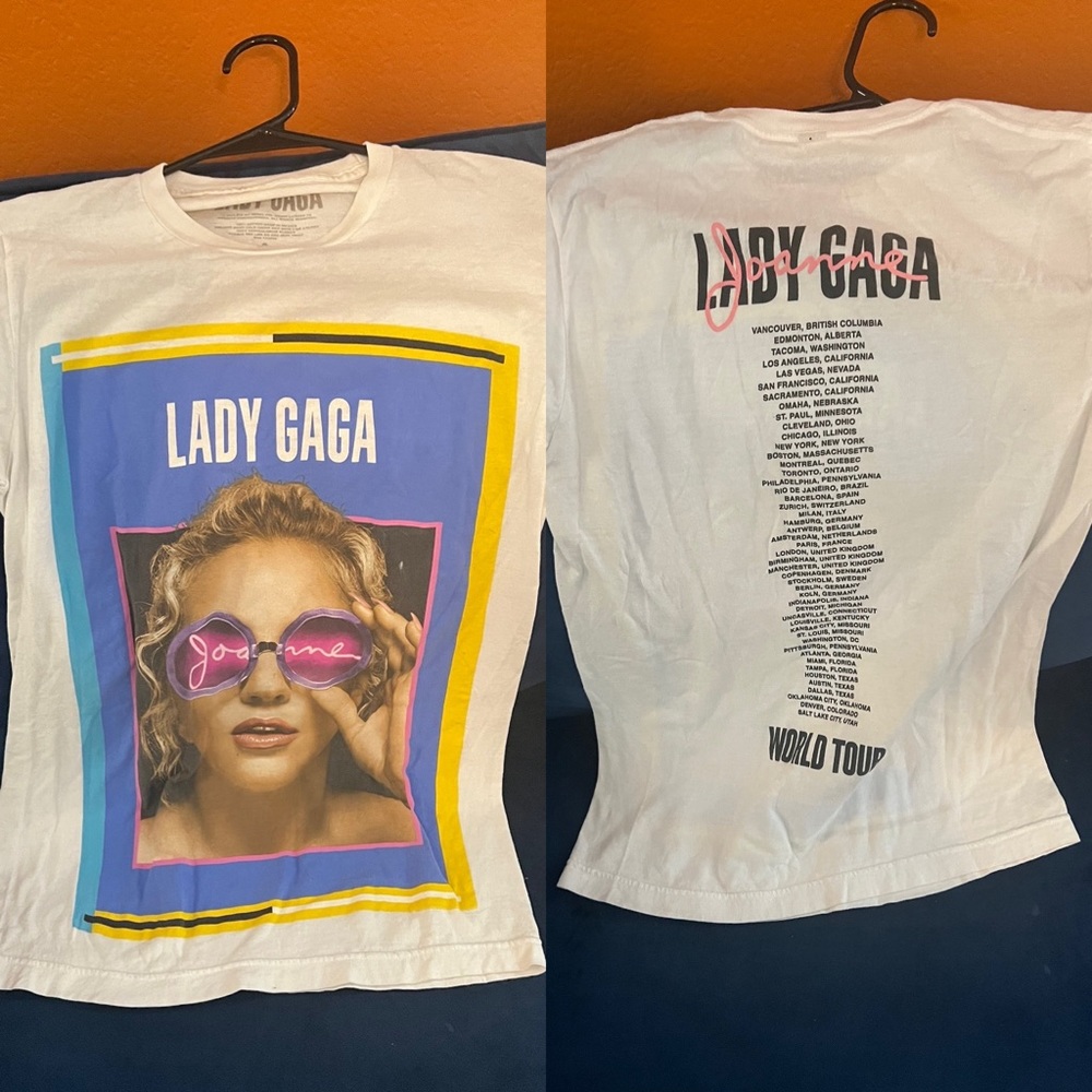 💚EUC LADY GAGA JoAnn Tour Concert T-Shirts Cotton Men’s SMALL runs big!